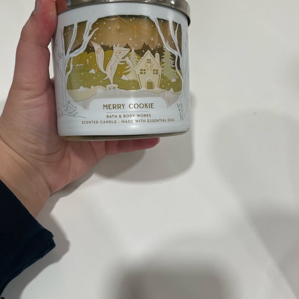 Bath & Body Works Merry Cookie Scented Candle